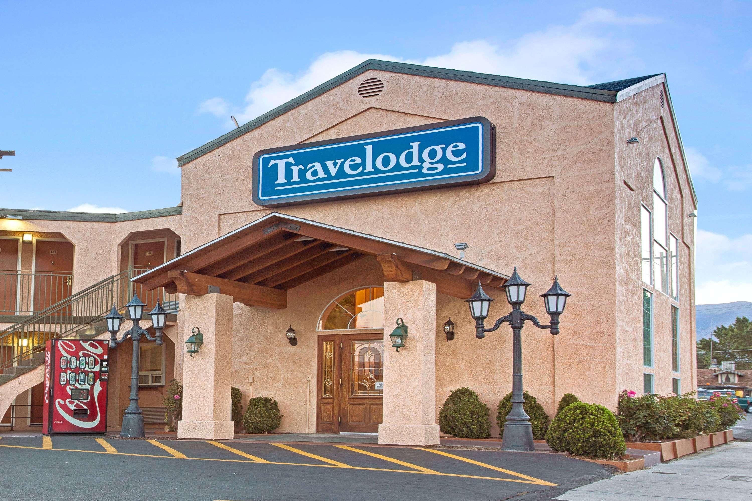 Travelodge By Wyndham Бишъп Екстериор снимка